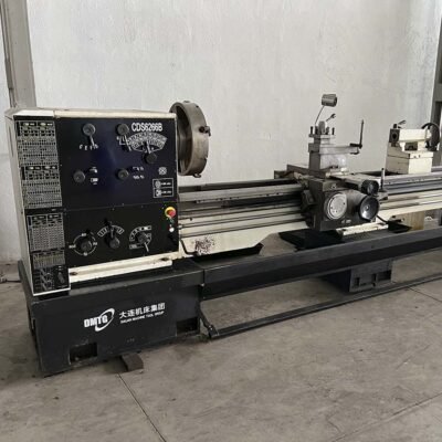torno marca dmtg dimensiones de 26_ x 3 metros avances rápidos