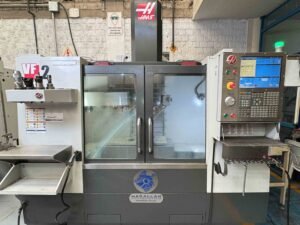 09 Centro de maquinado HAAS VF2 2018