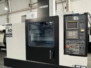 22 Centro de maquinado MORI SEIKI MV40 1998