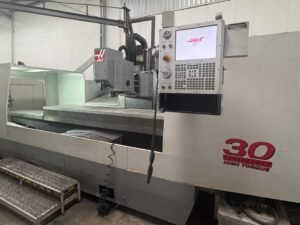 44 Centro de maquinado HAAS VR11 2005