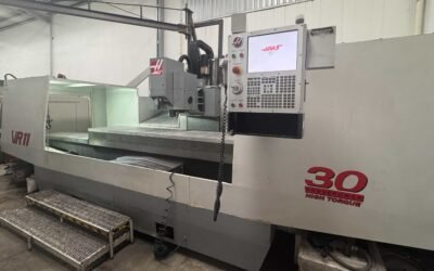 44 Centro de maquinado HAAS VR11 2005